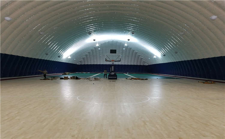 松木羽毛球館木地板怎么維修?