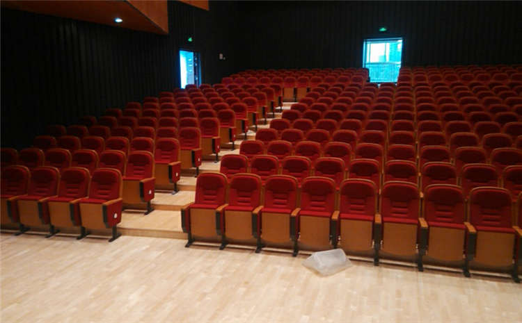 **的木地板籃球場哪個牌子好?