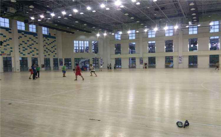 西藏硬木企口實(shí)木運(yùn)動(dòng)地板是多少錢