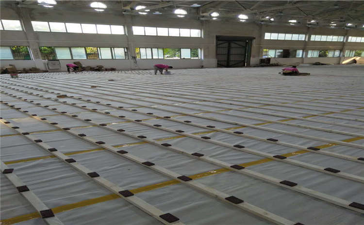 學(xué)?；@球館木地板結(jié)構(gòu)