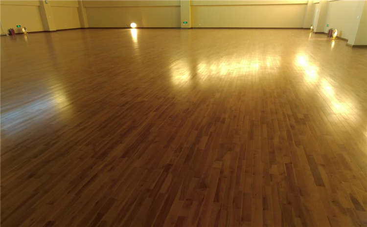 歐氏拼接板乒乓球館木地板廠家哪家好？